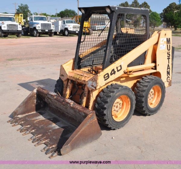 Mustang 940 Skid Steer