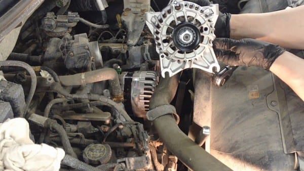 Ford 4 6l & 5 4l Engines Alternator Replacement Ford 4 6l & 5 4l Engines Alternator Replacement