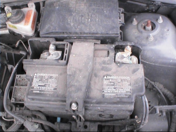 Fh Auto Repair How To Change The Battery On A 2000 Fh Auto Repair How To Change The Battery On A 2000
