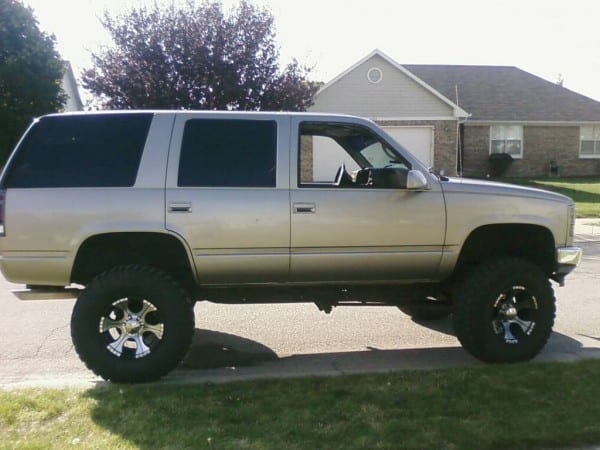 98 Yukon Lifted With 37s 98 Yukon Lifted With 37s