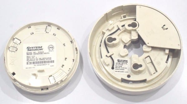 System Sensor 2351e Conventional Optical Photo Smoke Detector System Sensor 2351e Conventional Optical Photo Smoke Detector