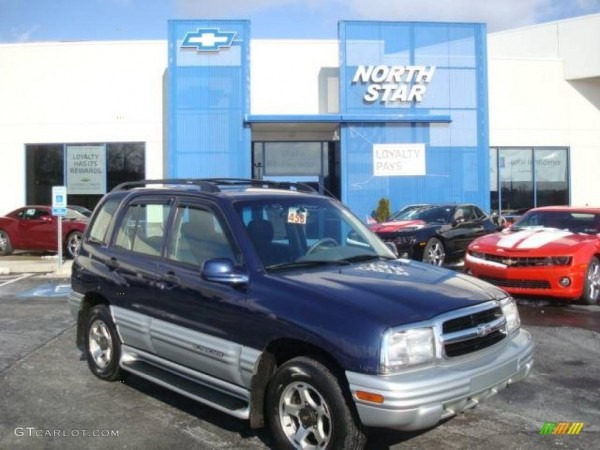 01 Chevy Tracker