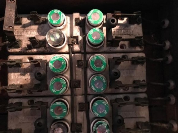 100 Old Fuse Box 100 Old Fuse Box