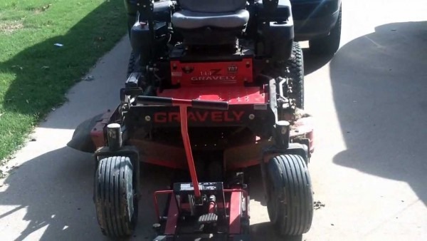 Gravely Zero Turn Mower Repair Mower Leaves Grass Behind While Gravely Zero Turn Mower Repair Mower Leaves Grass Behind While