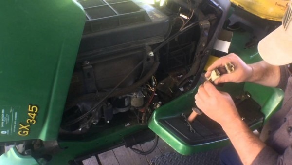 John Deere Voltage Regulator Test
