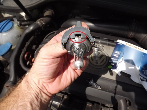 Vw Jetta Headlight Bulb Replacement Vw Jetta Headlight Bulb Replacement