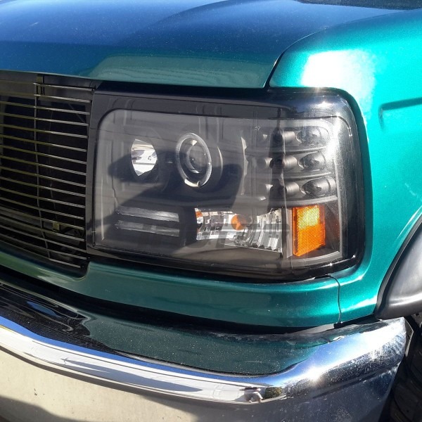 1990 Ford F150 Headlights