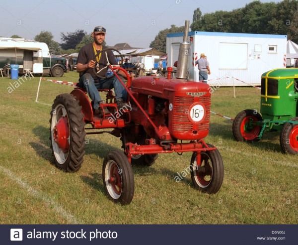 Mc Cormick Farmall Cub (1947) Mc Cormick Farmall Cub (1947)