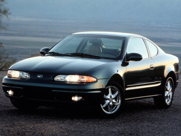 Oldsmobile Alero Coupe 1998 Oldsmobile Alero Coupe 1998 Photo 07 Oldsmobile Alero Coupe 1998 Oldsmobile Alero Coupe 1998 Photo 07