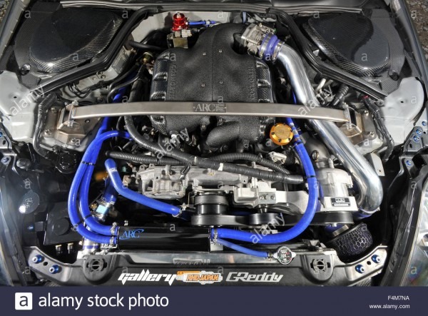 Sports Car Engine Bay, Nissan 350z (tuned Car Stock Photo Sports Car Engine Bay, Nissan 350z (tuned Car Stock Photo
