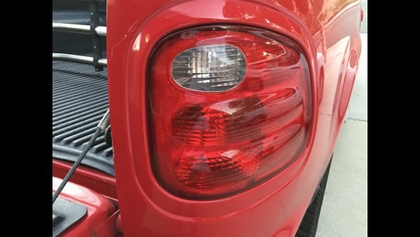 How To Remove A Tail Light For A 2002 Ford F 150 Super Crew Cab How To Remove A Tail Light For A 2002 Ford F 150 Super Crew Cab