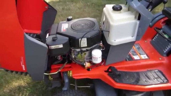 Scotts S1642 Lawn Tractor Vid1 Scotts S1642 Lawn Tractor Vid1