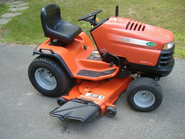 Old Scotts Lawn Tractor Old Scotts Lawn Tractor