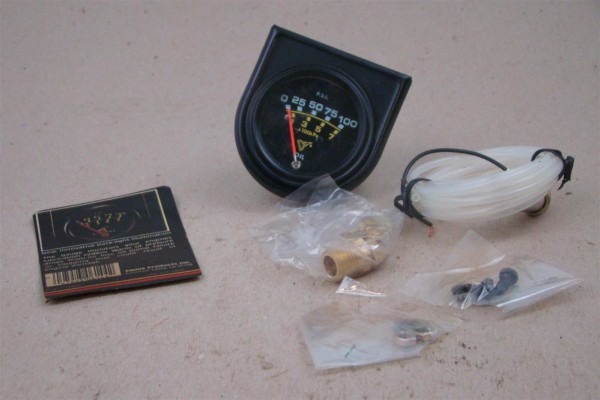 Equus Oil Pressure Gauge, 100 Psi , C700 Equus Oil Pressure Gauge, 100 Psi , C700
