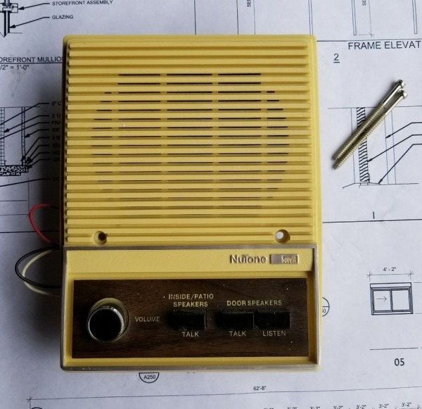 Reclaimed Vintage Nutone Scovill Door Speaker Radio Intercom Ivory Reclaimed Vintage Nutone Scovill Door Speaker Radio Intercom Ivory