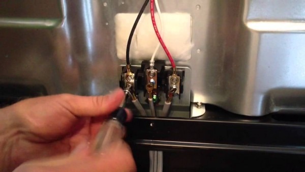 How To Hook Up A 3 Or 4 Wire Electric Range Cord By How How To Hook Up A 3 Or 4 Wire Electric Range Cord By How