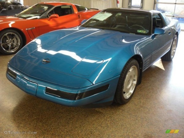 1992 Medium Quasar Blue Metallic Chevrolet Corvette Coupe 1992 Medium Quasar Blue Metallic Chevrolet Corvette Coupe