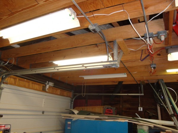 Fluorescent Shop Light Repair 9 Steps (with Pictures) Fluorescent Shop Light Repair 9 Steps (with Pictures)