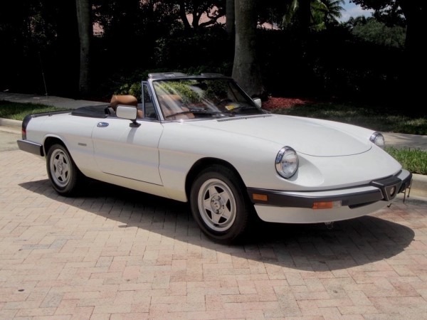 1990 Alfa Romeo Spider Veloce 1990 Alfa Romeo Spider Veloce