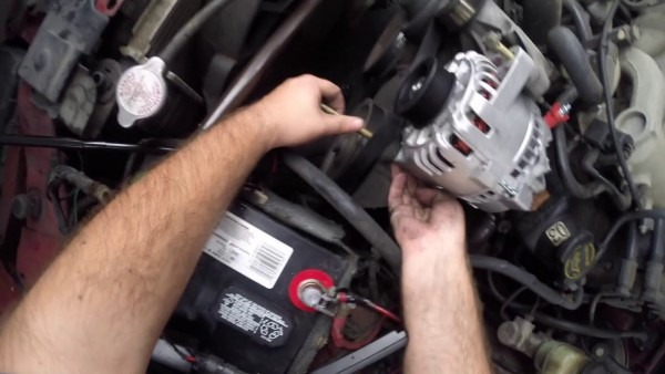 2003 Mustang V6 Alternator Replacement 2003 Mustang V6 Alternator Replacement