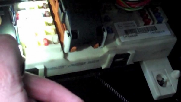 2008 Ford Focus Fuse Box Fix (cigar Lighter Auxillary Fuse 2008 Ford Focus Fuse Box Fix (cigar Lighter Auxillary Fuse
